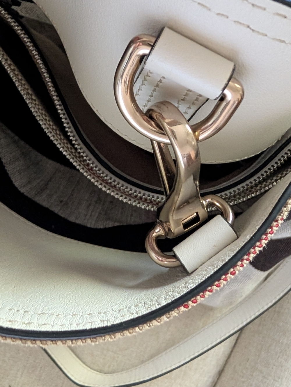 EUC Burberry Ashby Bucket Bag In House Check Canvas and Off-White Calfskin. - Picture 7 of 16